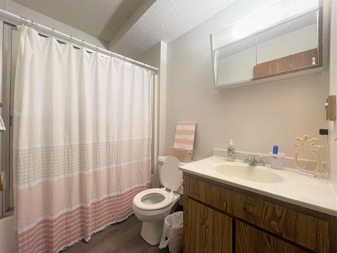 Foto principal - 522 S Clinton St
