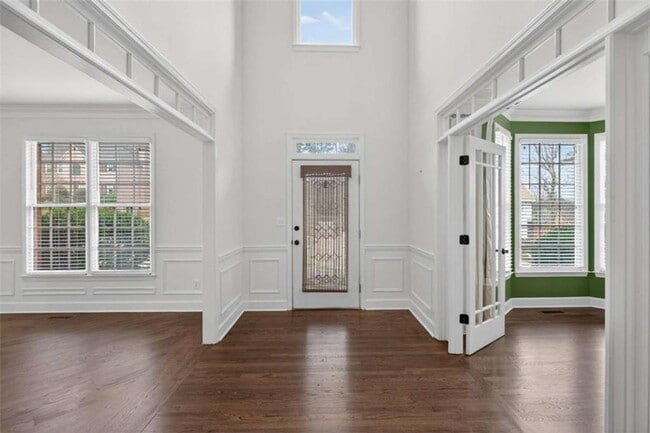 Building Photo - 1712 Kenbrook Ct NW