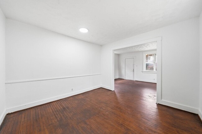 Foto del edificio - 1211 Emily St