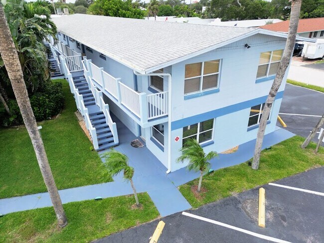 Foto del edificio - 7615 Ridgewood Ave Cape Canaveral FL 32931