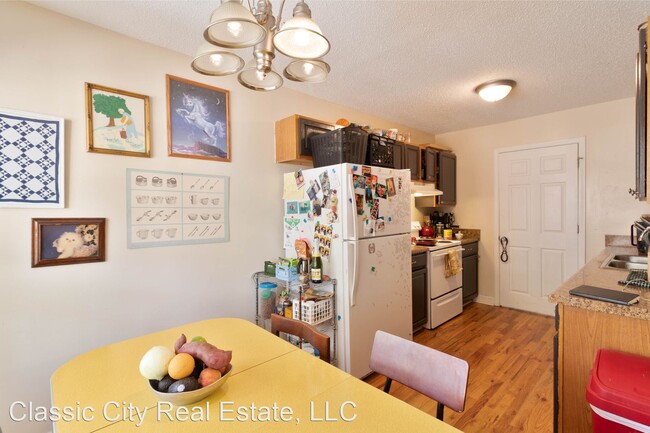 Foto del edificio - 5 br, 3 bath House - 162 Herring Street