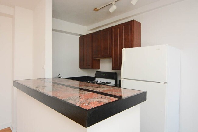 Foto del edificio - 941 W Carmen Ave