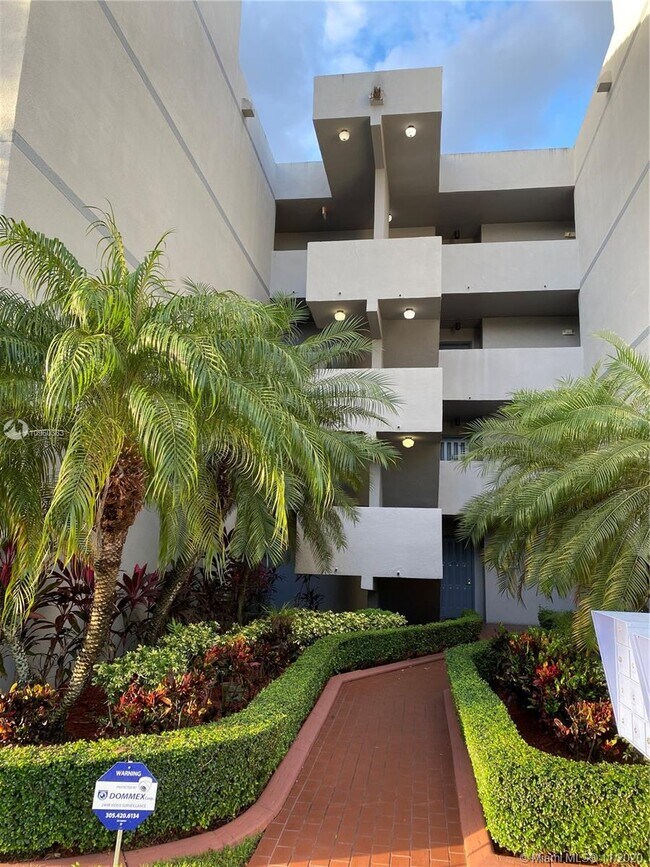 Building Photo - 13255 SW 88th Ln
