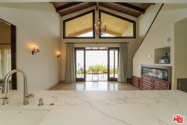 Building Photo - 3775 Puerco Canyon Rd