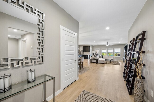 Foto del edificio - 3335 Kendleshire Ln