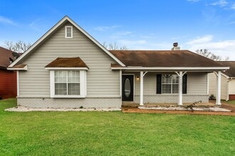 Building Photo - 6469 Trysting Oak Dr