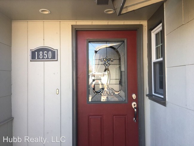 Foto del edificio - 3 br, 2 bath House - 1850 Gridley Avenue