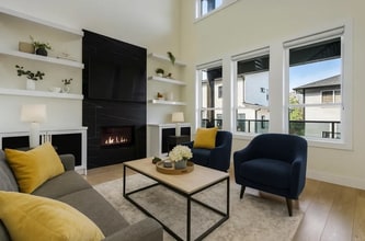 Building Photo - 8585 Forest Gate Dr