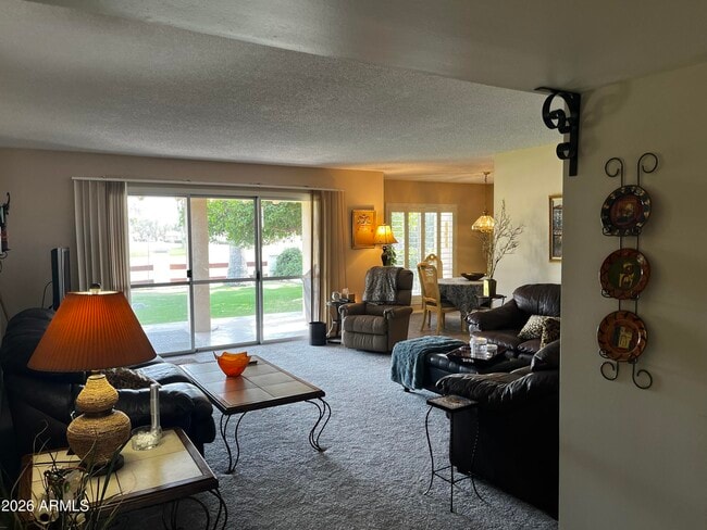 Foto del edificio - 6851 E Golden Hills Way