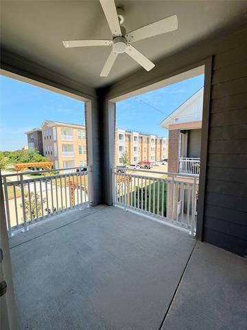 Foto del edificio - 4700 W Spring Creek Pkwy