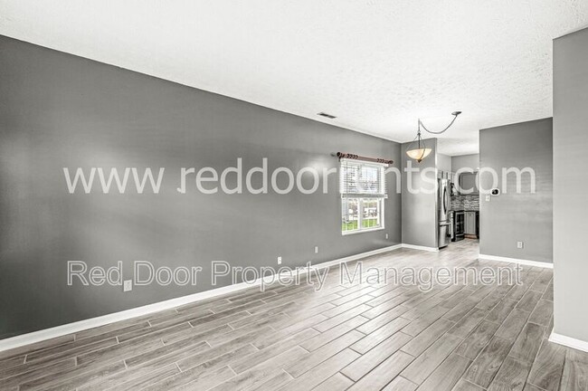 Foto del edificio - 7226 Pheasant Ridge Dr