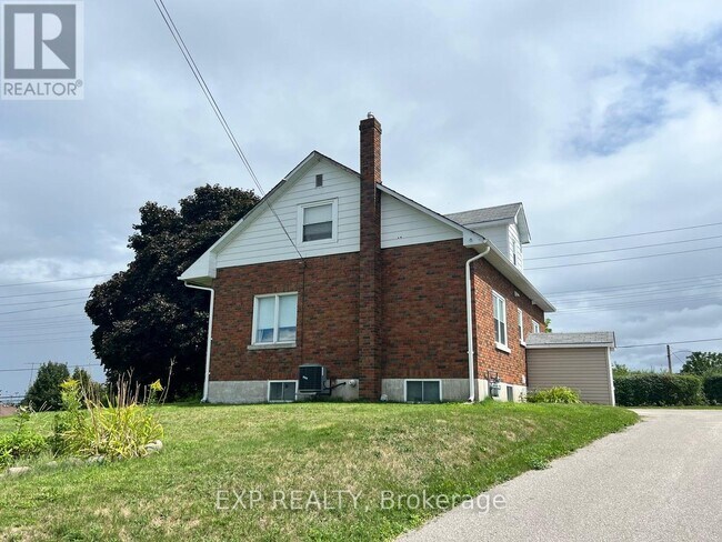 Photo du bâtiment - 205 Simcoe Rd