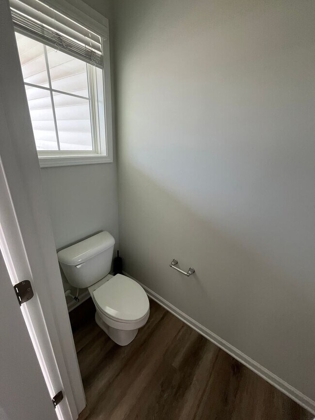 Foto del edificio - Charming 3 Bedroom Home Located In Zebulon NC!!!