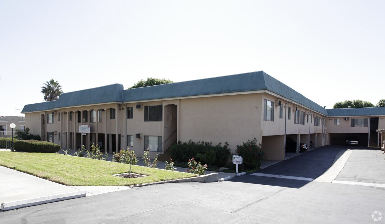 Royale La Habra 150 S Beach Blvd La Habra, CA Apartments for Rent