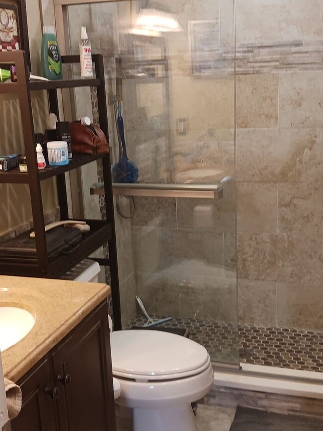 Building Photo - 2 Bedroom Condo in Tarpon Springs