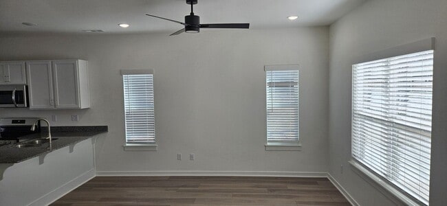 Photo - 1378 W Mt Comfort Rd Townhome