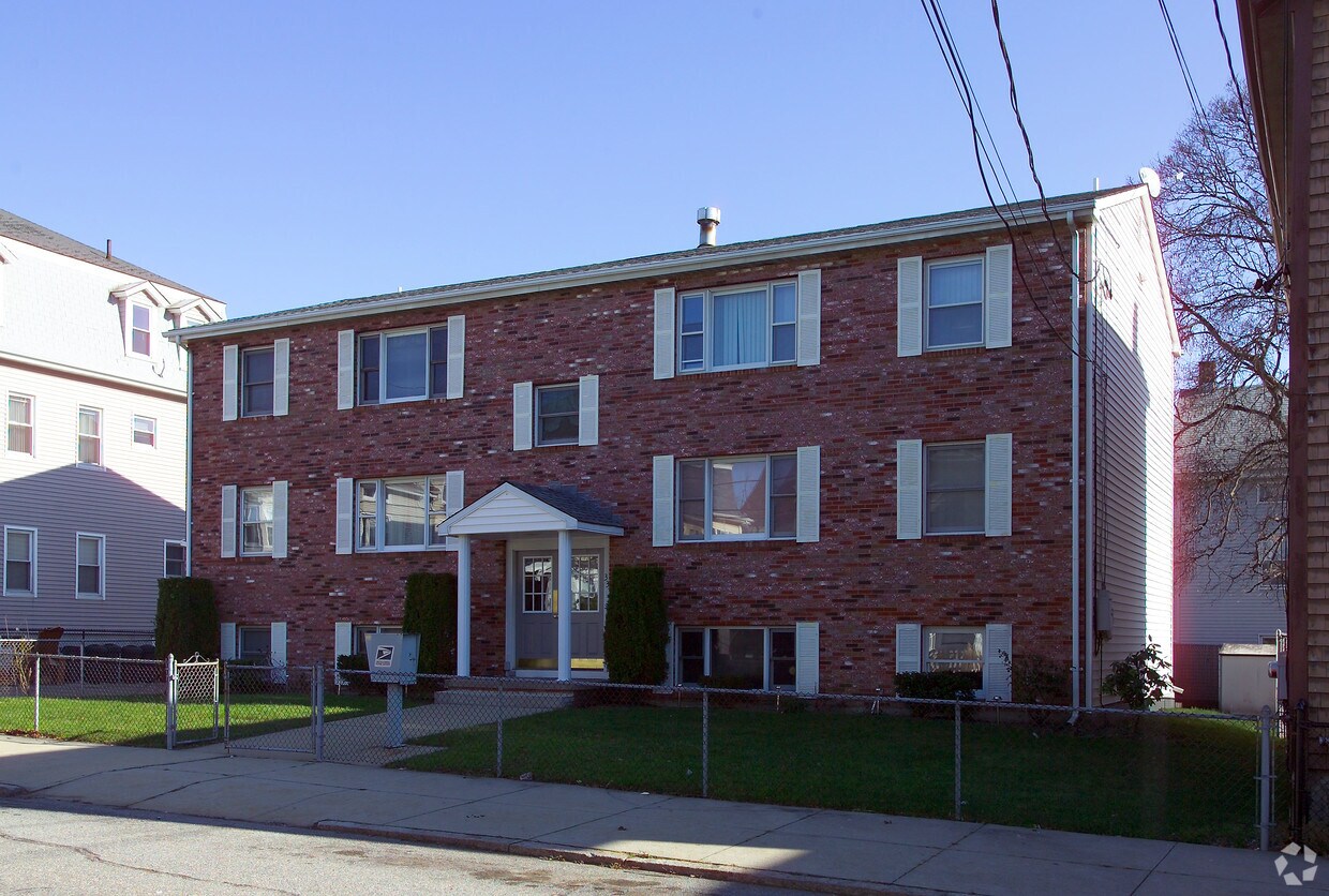 Foto del edificio - 33 Linden St