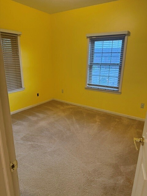 Foto del edificio - 33131 Orchard St
