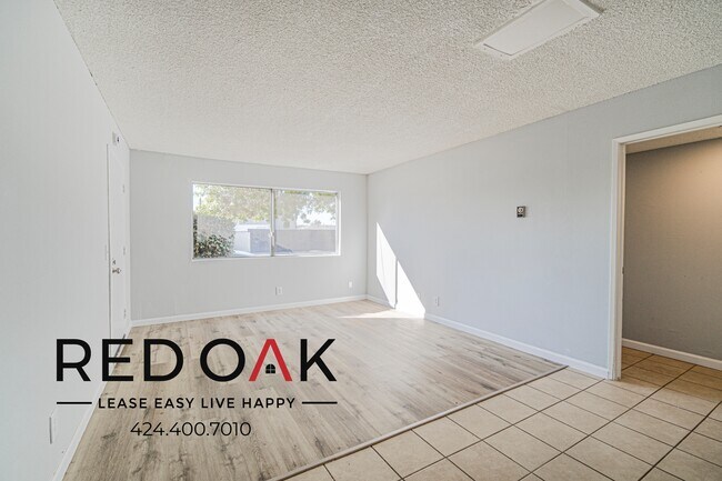 Foto del edificio - 17516 Grand Ave