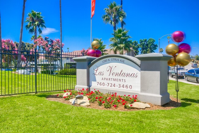 Building Photo - Las Ventanas Apartments