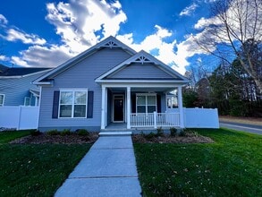 Building Photo - 2228 Martlet Ln