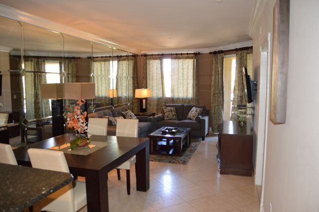 Foto del edificio - Meridian Furnished 2 Bd / 2 Ba Luxury Cond...