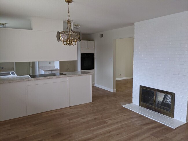 Building Photo - 3 br, 2 bath House - 6632 RAINBOW DRIVE