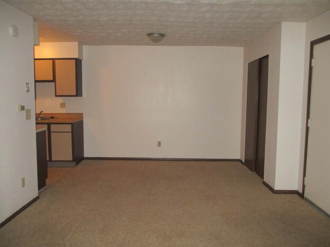 3910 Roosevelt Blvd Unit 2, Middletown, OH 45044