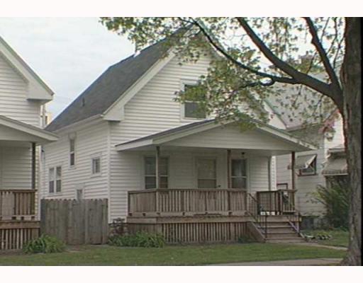 Building Photo - 1500-1504 NE D Ave