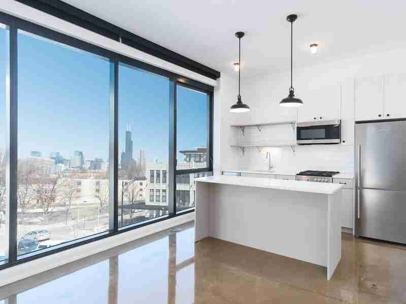 Building Photo - 1469 S Blue Island Ave