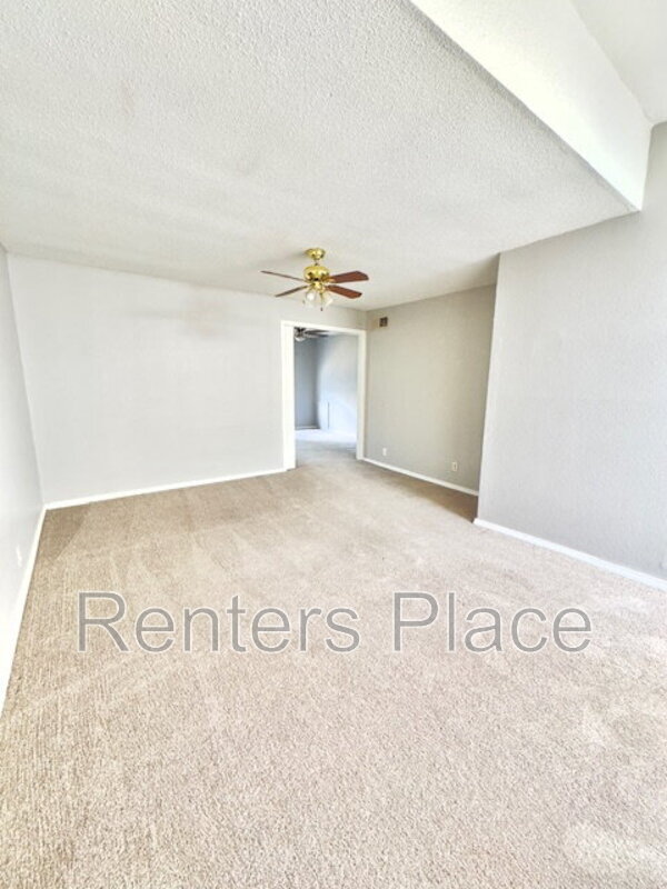 Foto del edificio - 1436 E 38th St