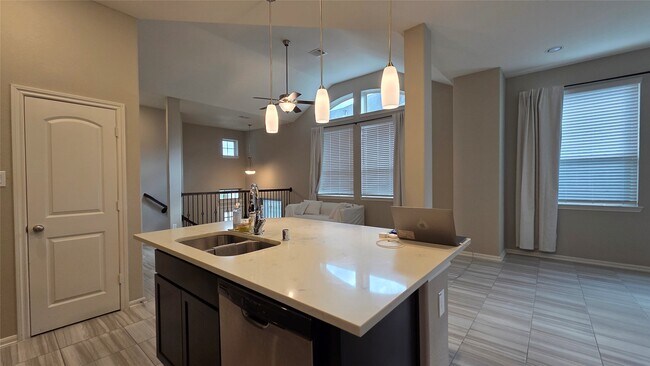 Foto del edificio - 28056 Rocky Heights Dr