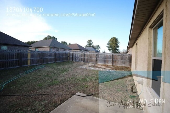 Building Photo - 341 Wolf Den Dr