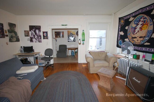 Building Photo - 1163 Boylston St