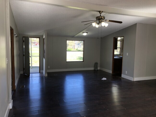 Foto del edificio - 1808 Falcon Oaks (front unit)