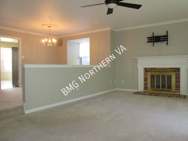 Foto del edificio - 21108 Twinridge Square