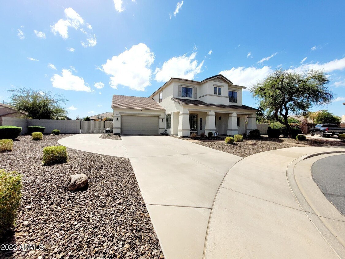 Primary Photo - 18725 E Egret Cir