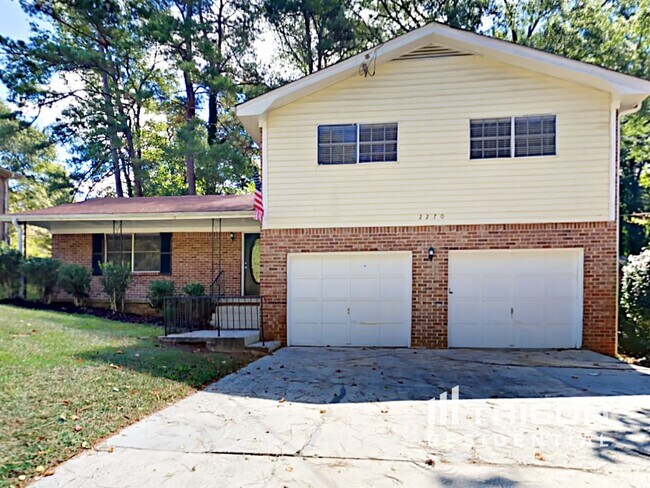 Foto del edificio - 2270 Emerald Castle Drive Decatur GA