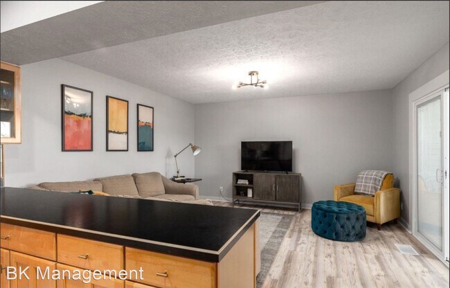 Foto del edificio - 3 br, 1.5 bath House - 232 Navajo Street - 1