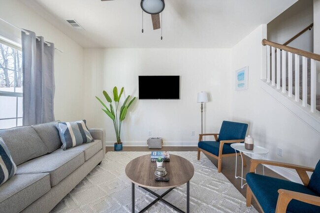 Building Photo - 3319 Old Hickory Blvd