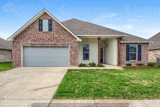 Building Photo - 3212 Rosehill Dr