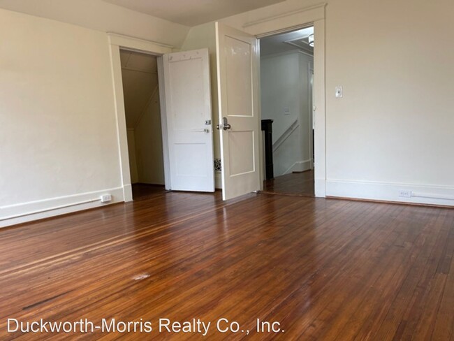 Building Photo - 6 br, 3 bath House - 1409 Caplewood Drive