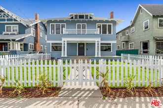 Building Photo - 1804 Roosevelt Ave