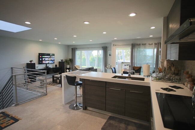 Building Photo - 22485 Avenida Copete