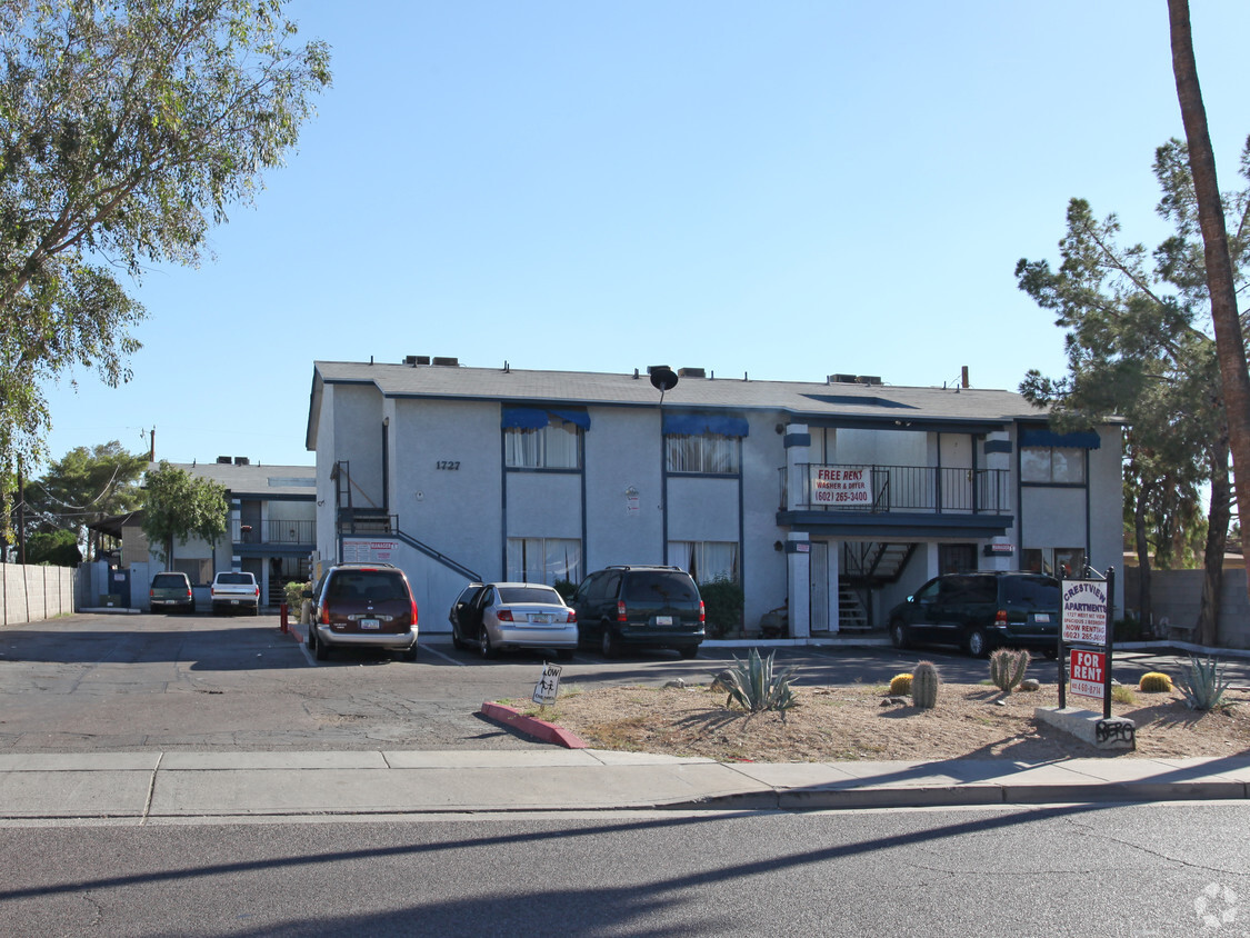 Primary Photo - Crestview Apartments