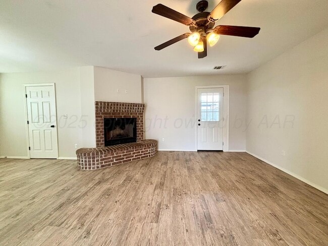 Foto del edificio - 4526 S Williams St