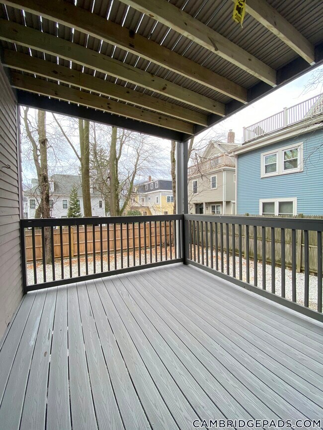 Foto del edificio - 374 Oxford St