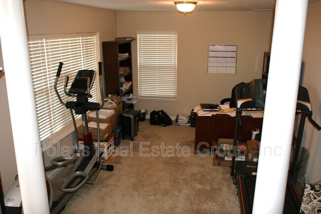 Foto del edificio - 11900 Riley Dr