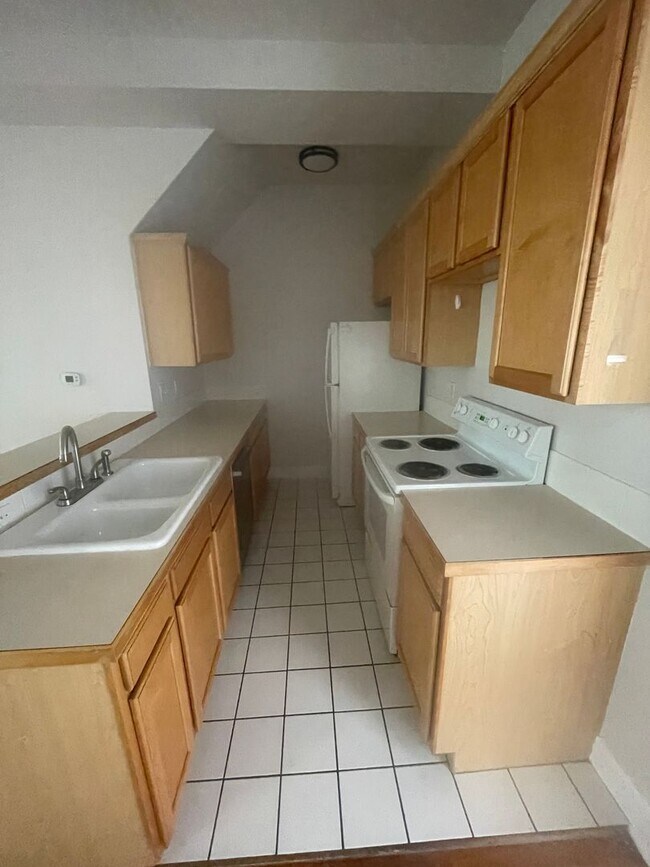 Photo - 1630 Spruce Street Apartment