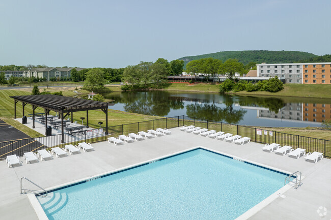 Piscina - Riverside on the Delaware